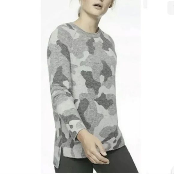 Athleta Sweaters - ATHLETA Undercover Camo Pullover Sweater Sz M Wool Alpaca Blend Gray EUC
